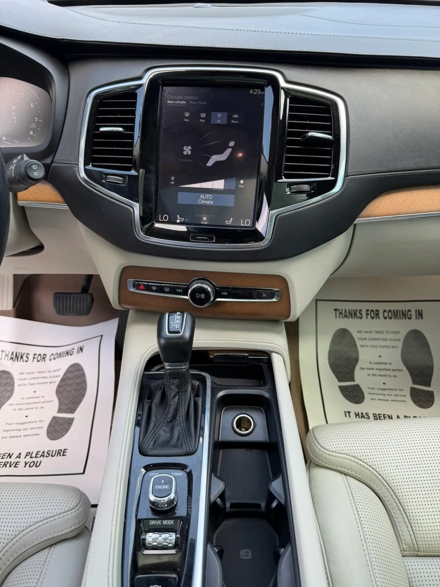 Used 2016 Volvo XC90 T6 Inscription w/ Vision Package AWD/4WD image 15