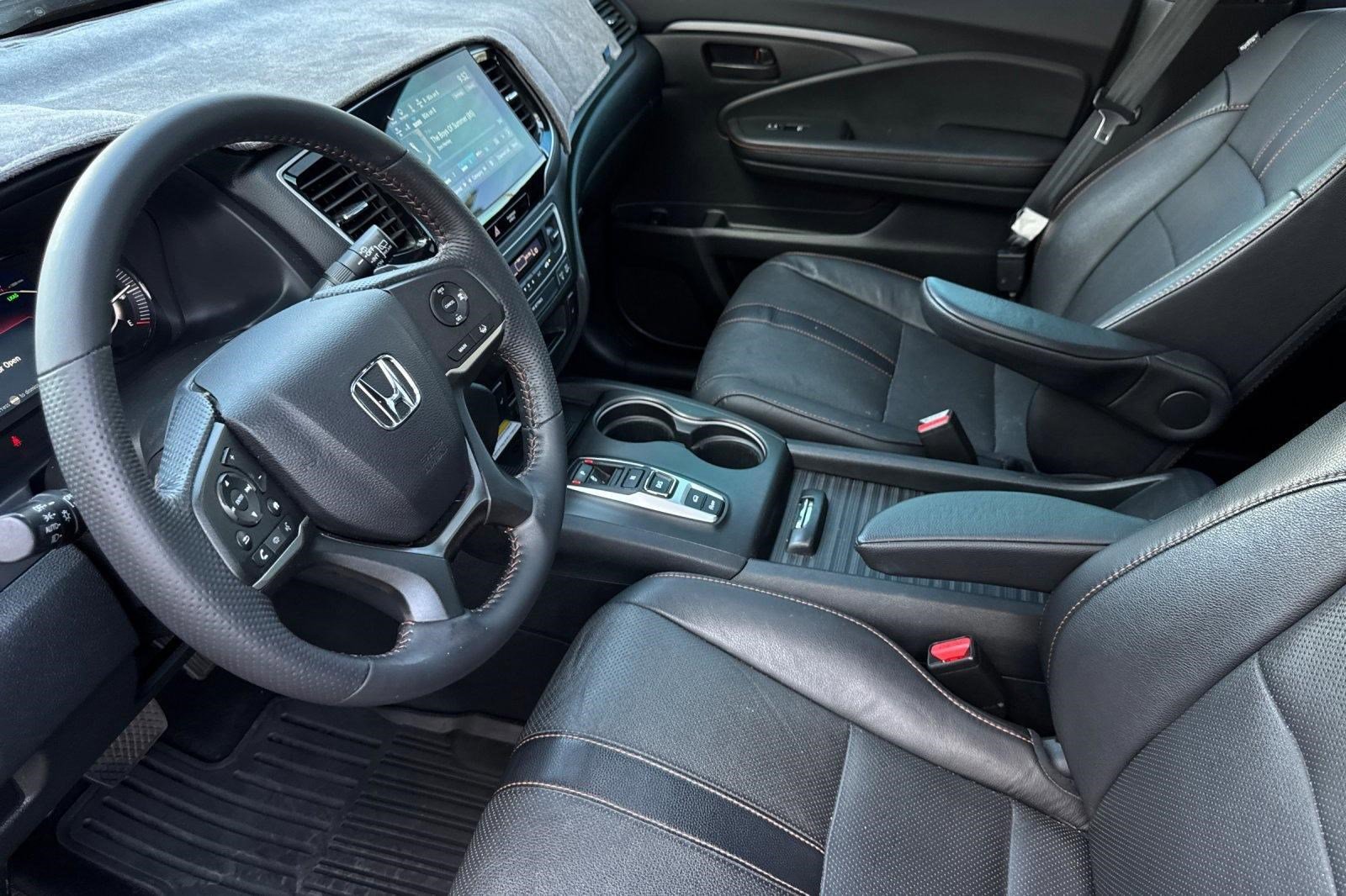 Certified 2023 Honda Passport TrailSport image 4