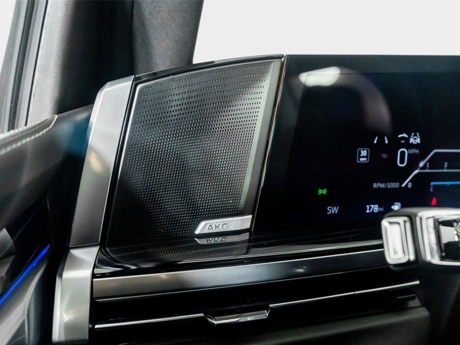 Used 2026 Cadillac Escalade Sport image 45