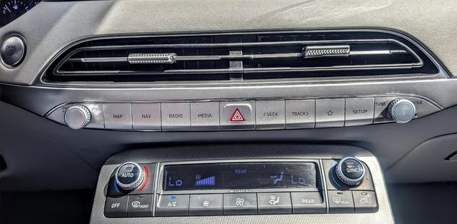 Used 2022 Hyundai Palisade SEL w/ Premium Package FWD image 25