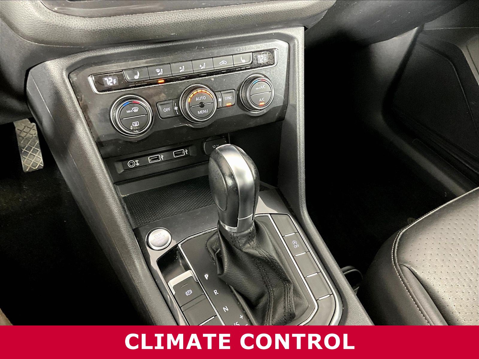 Used 2018 Volkswagen Tiguan SEL AWD/4WD image 15