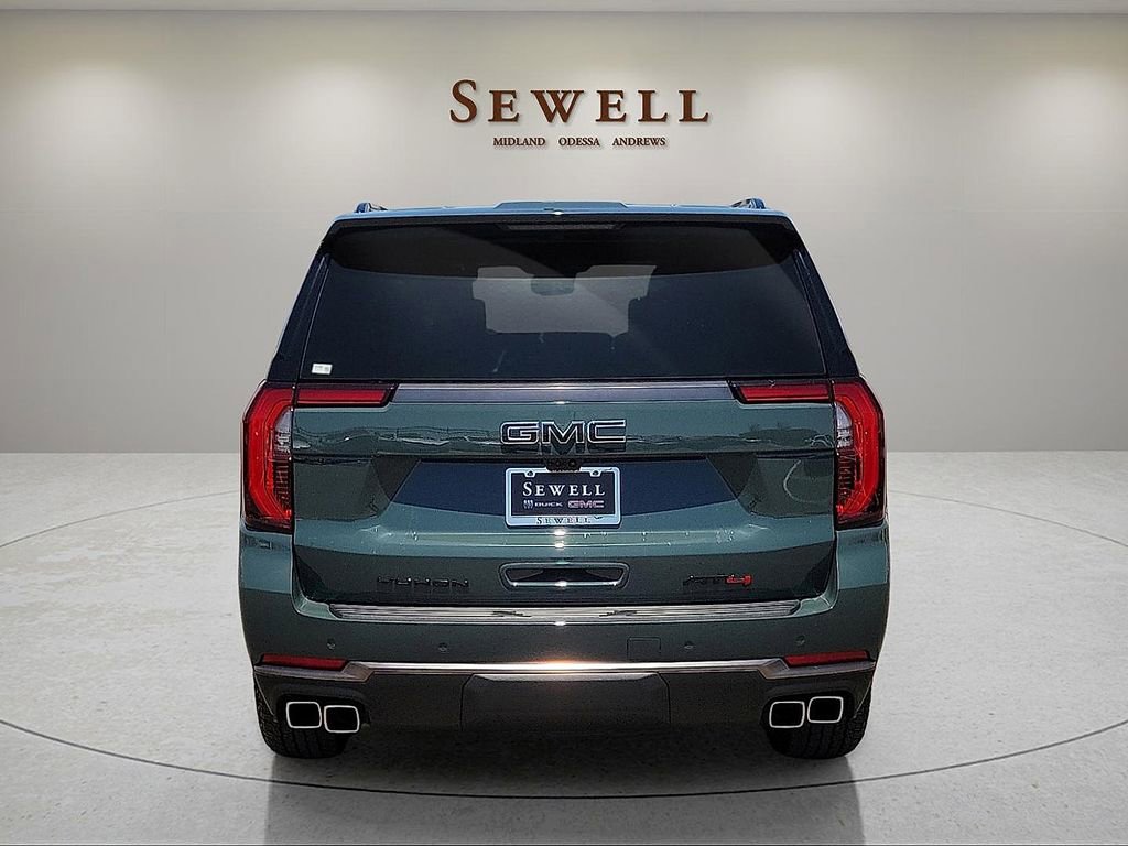 Used 2025 GMC Yukon AT4 Ultimate w/ LPO, AT4 Appearance Package AWD/4WD image 4