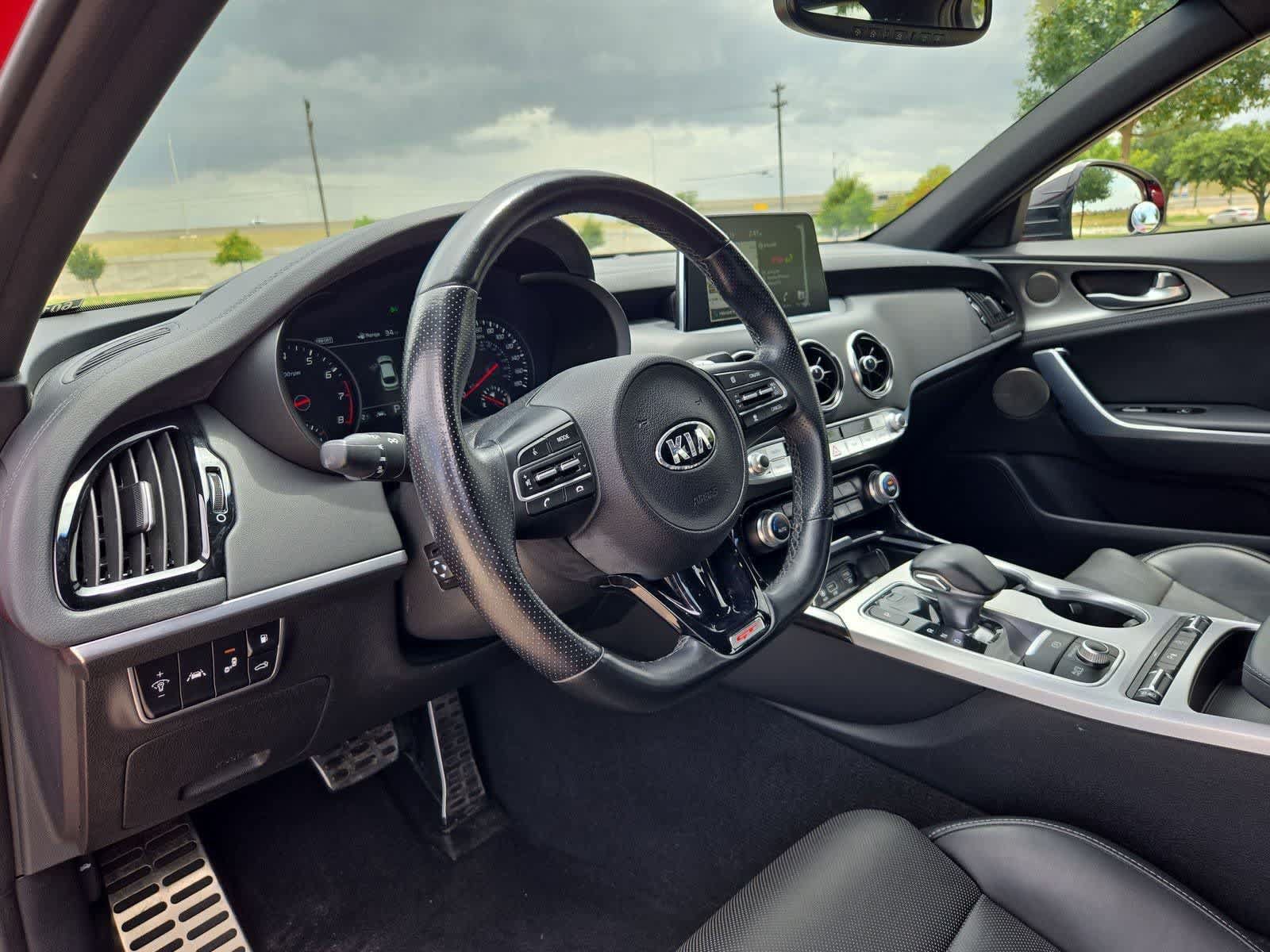 Used 2018 Kia Stinger GT2 RWD video 2