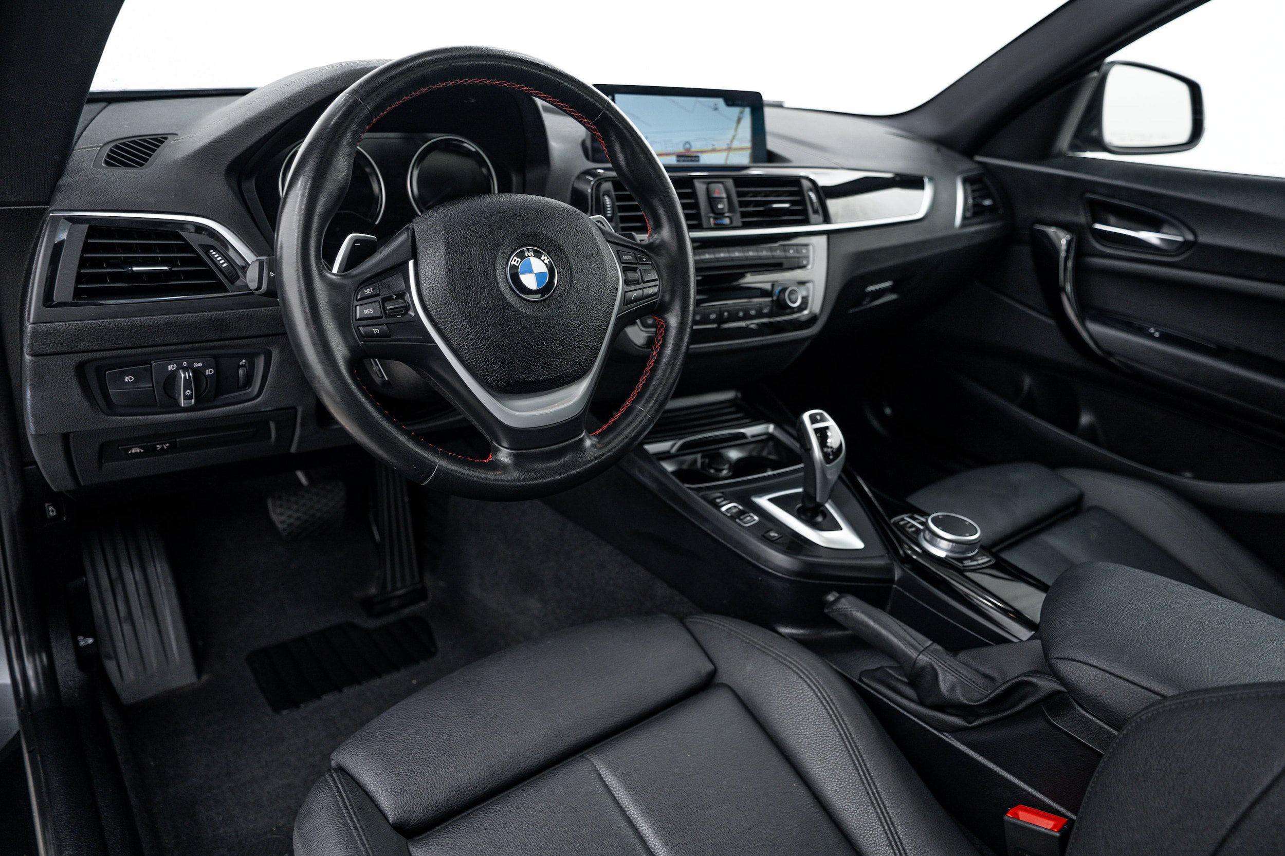 Used 2020 BMW 230i xDrive Coupe w/ Premium Package AWD/4WD image 8