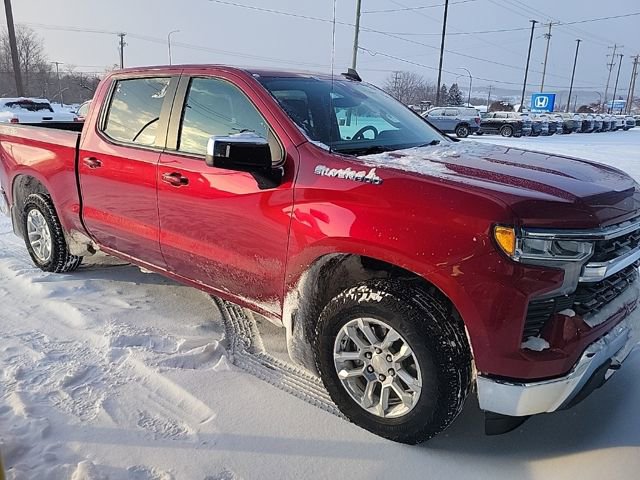 Used 2023 Chevrolet Silverado 1500 LT w/ Protection Package image 2