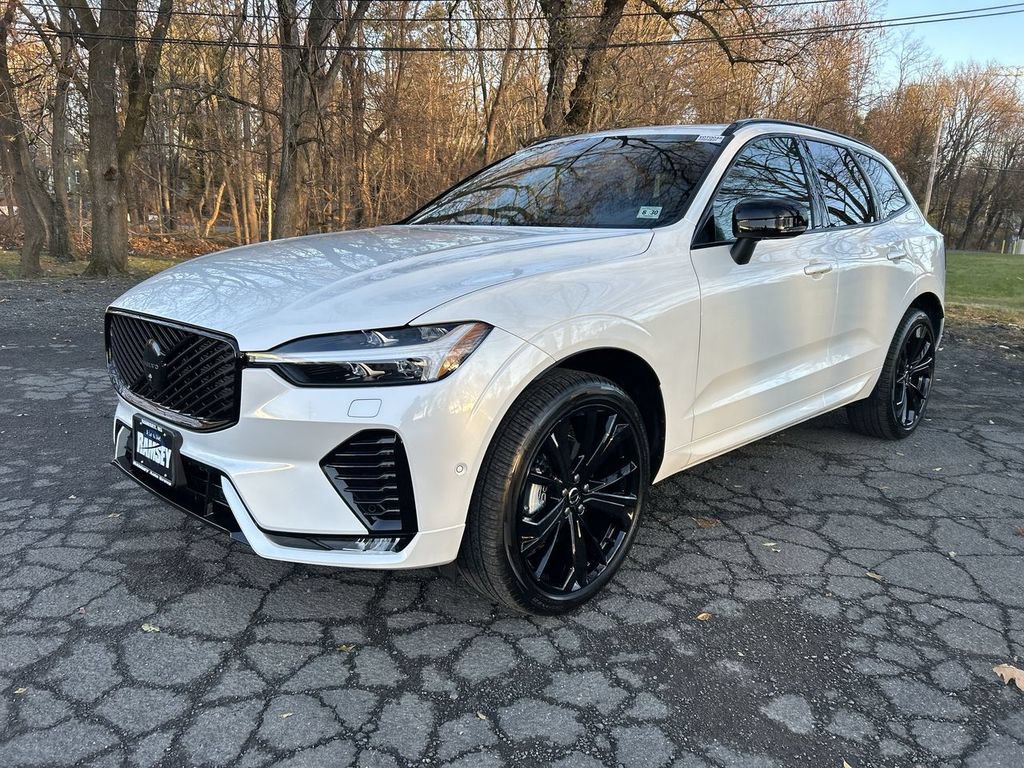 New 2026 Volvo XC60 B5 Ultra w/ Climate Package AWD/4WD image 4