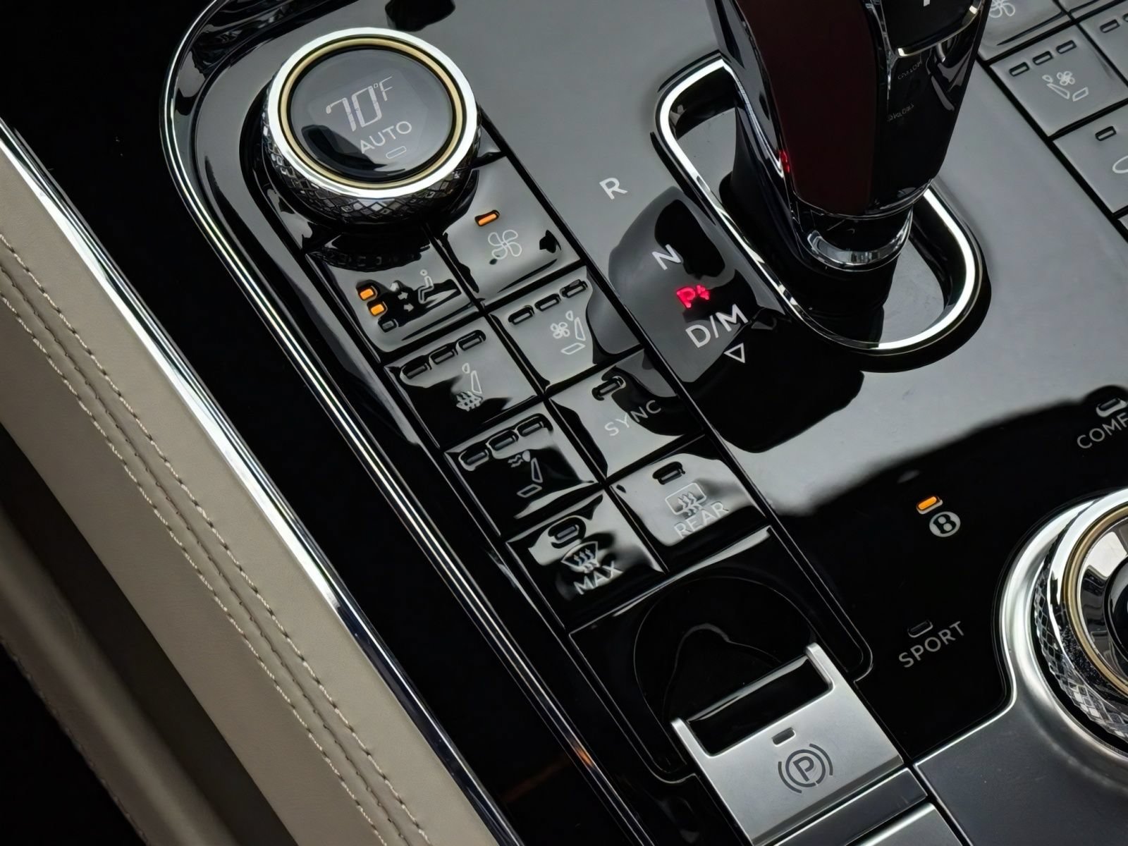 Used 2024 Bentley Continental GT AWD/4WD image 27
