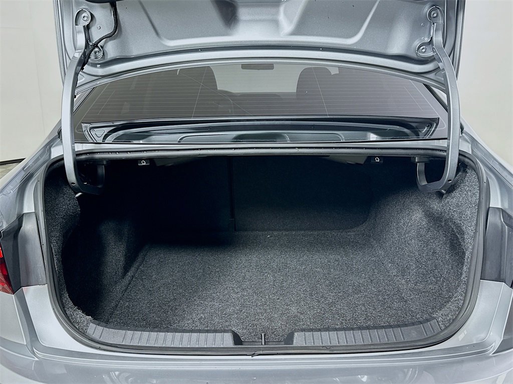 Used 2021 Volkswagen Jetta S image 16