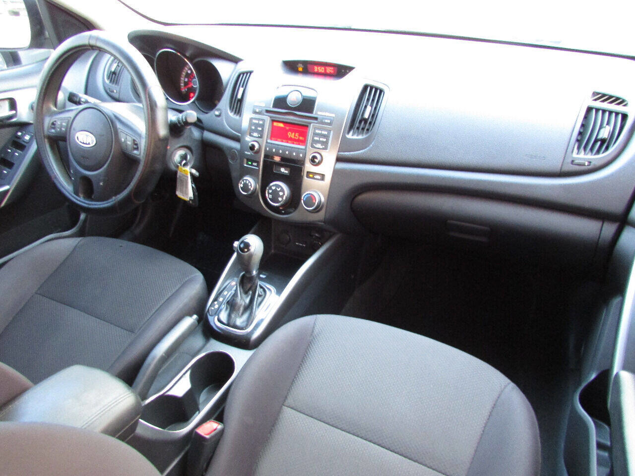 Used 2013 Kia Forte EX FWD image 23