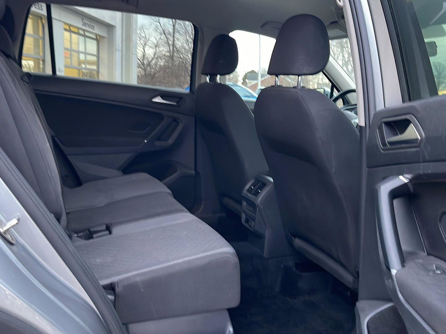 Used 2020 Volkswagen Tiguan S image 8