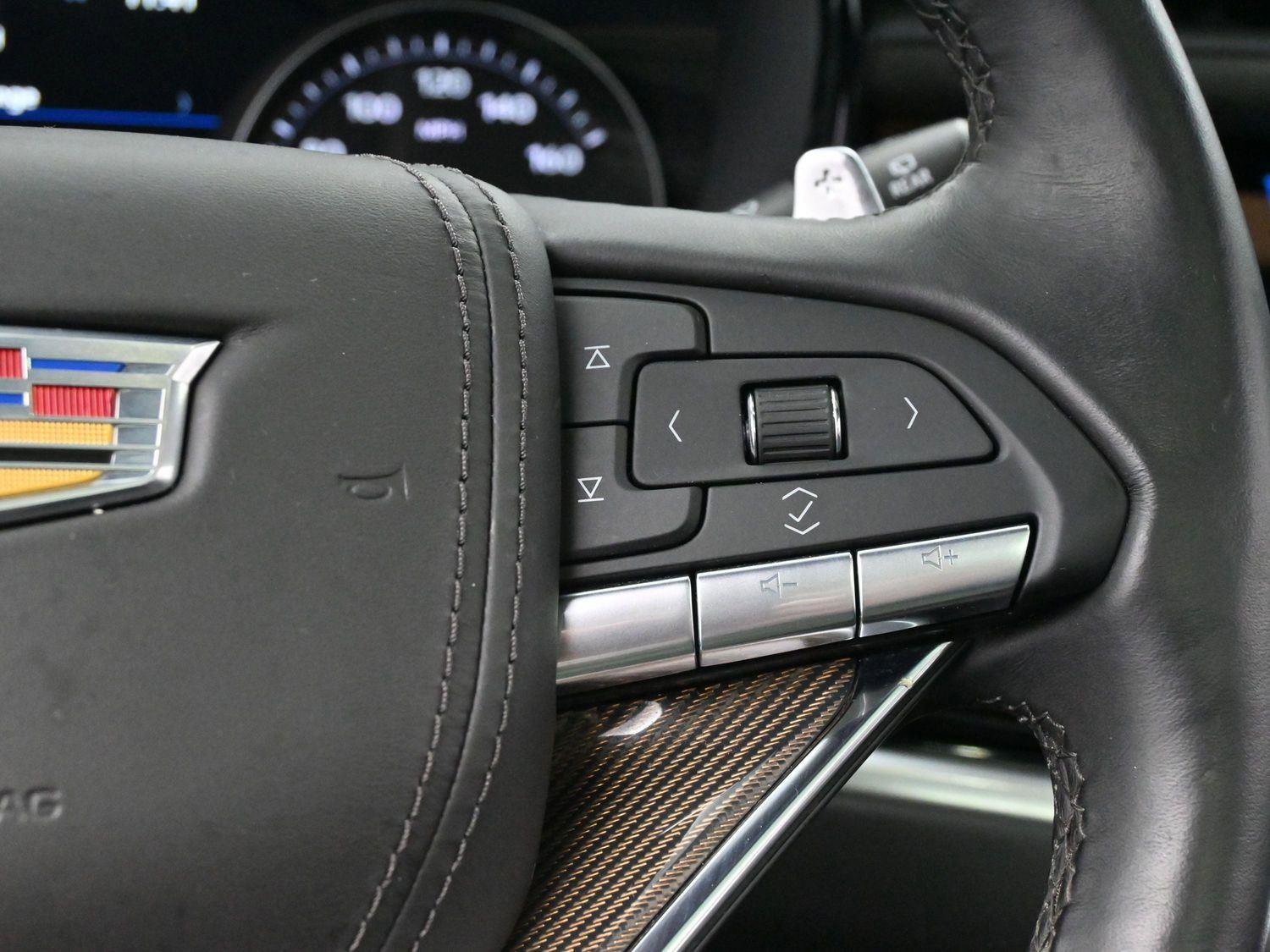 Certified 2024 Cadillac XT6 Sport w/ Platinum Package image 21