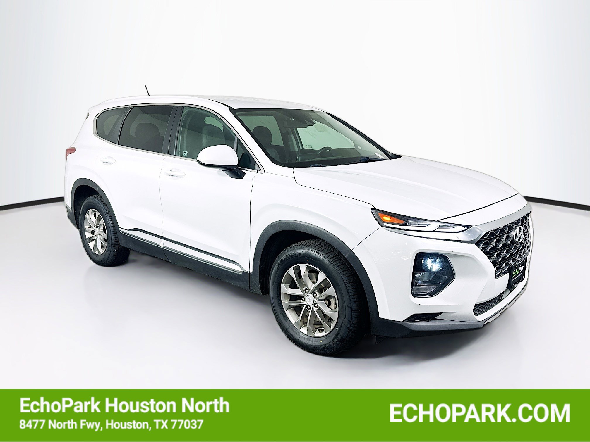 Used 2019 Hyundai Santa Fe SE FWD image 1