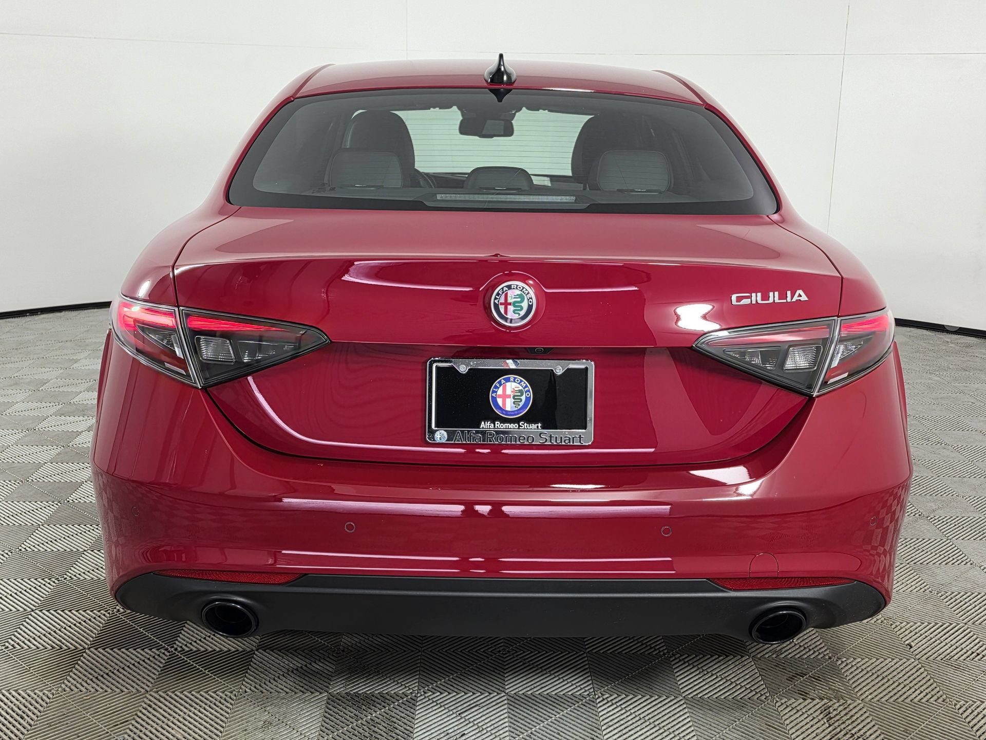 Used 2024 Alfa Romeo Giulia Sprint RWD image 6