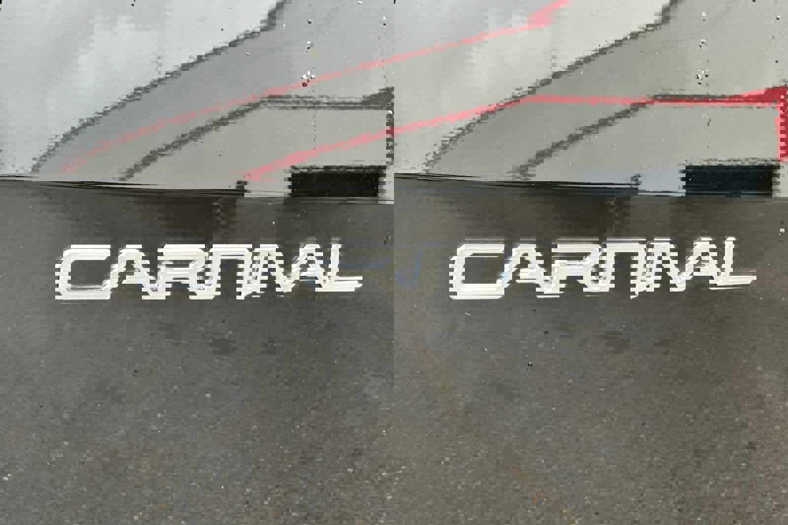 Used 2024 Kia Carnival SX Prestige image 34