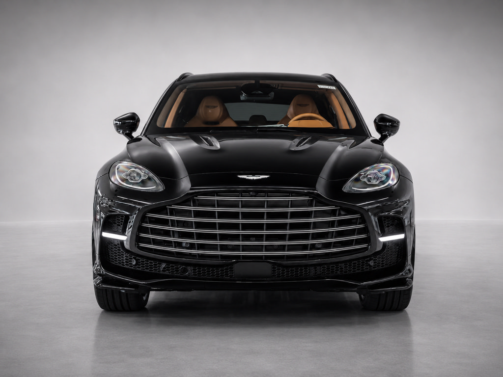 New 2026 Aston Martin DBX 707 AWD/4WD image 2
