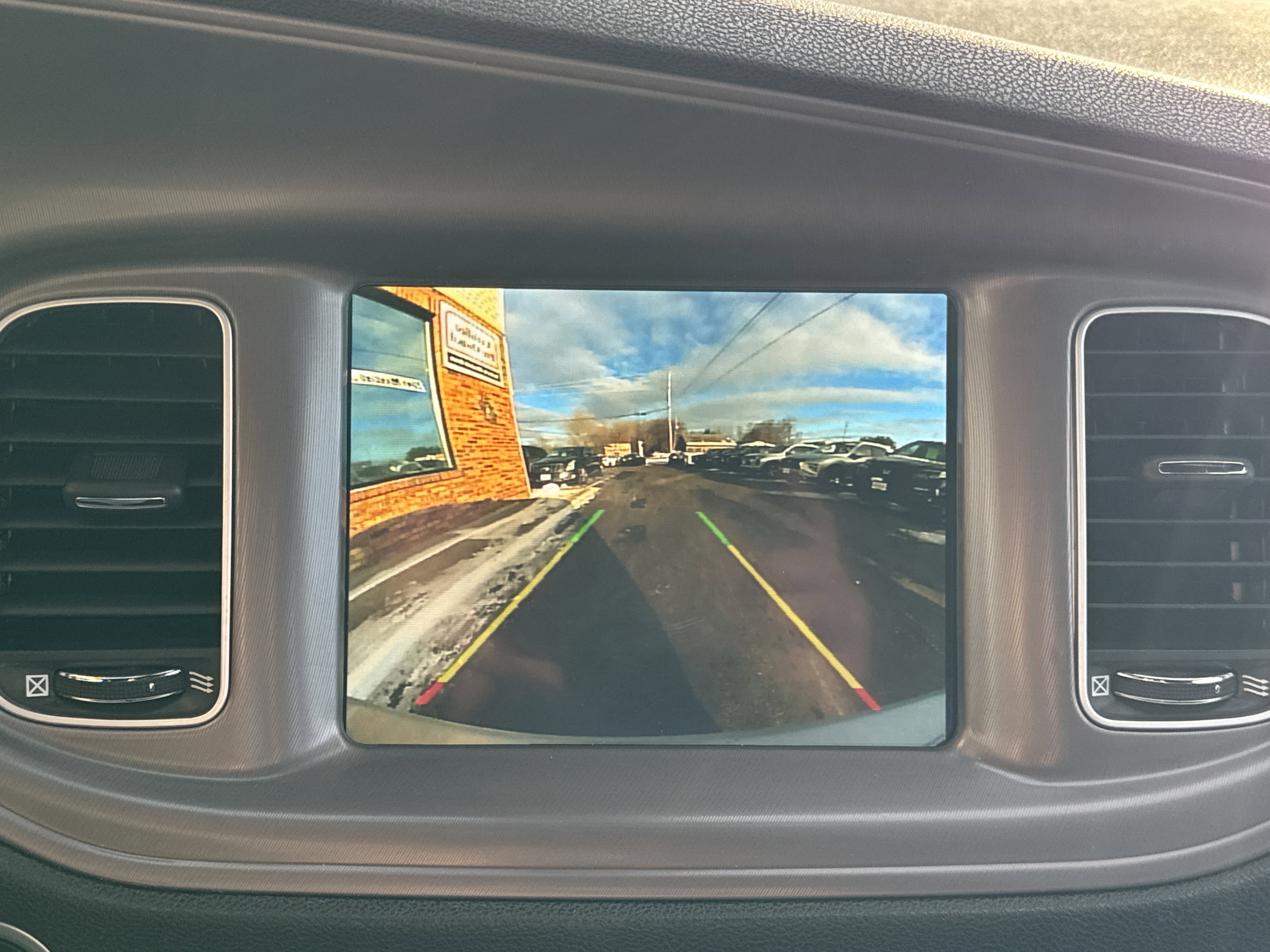 Used 2023 Dodge Charger SXT image 21