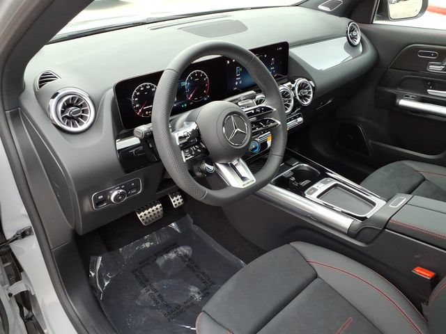 New 2026 Mercedes-Benz GLA 35 AMG 4MATIC image 13