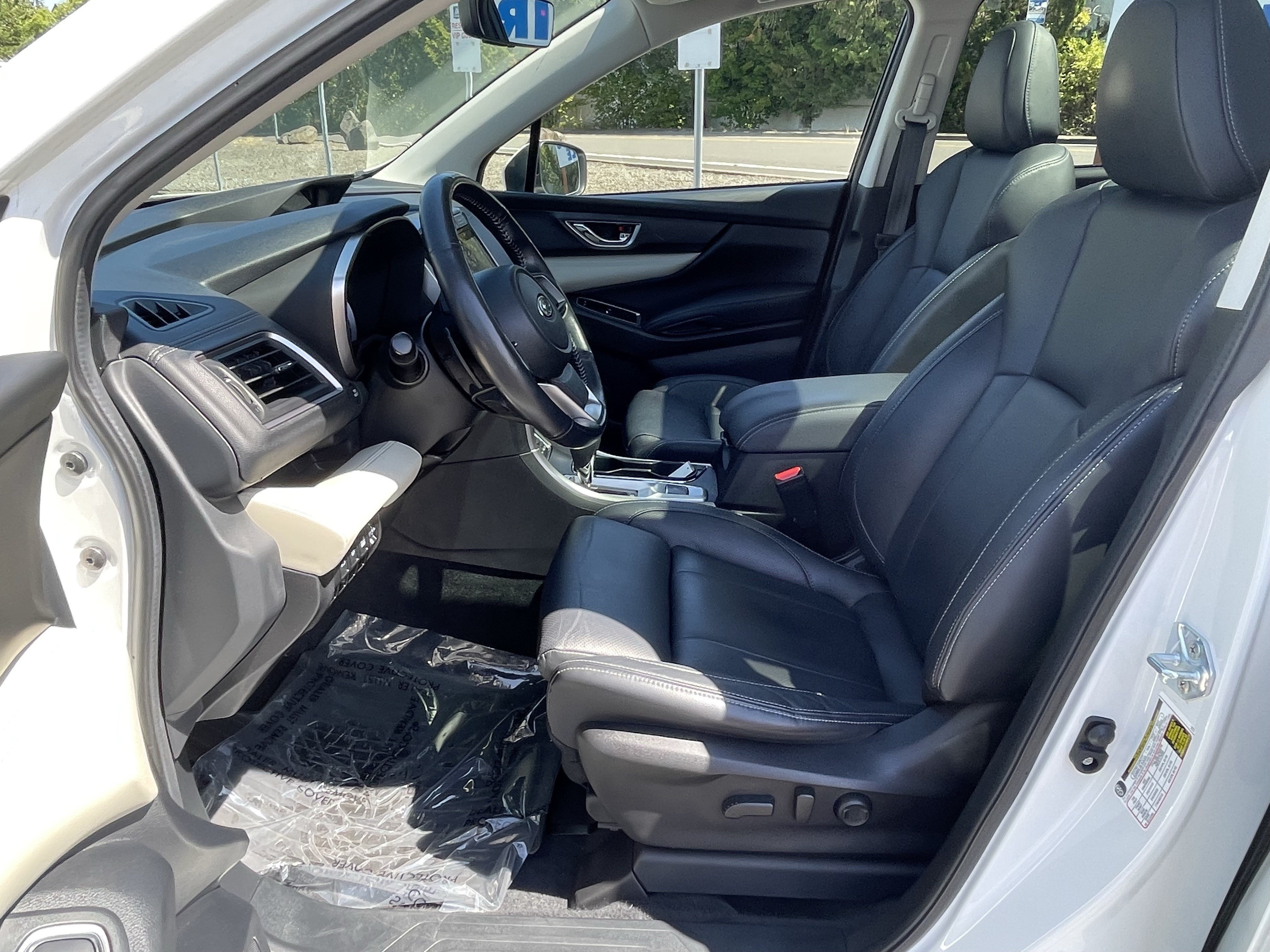 Used 2022 Subaru Ascent Limited w/ Technology Package AWD/4WD image 11