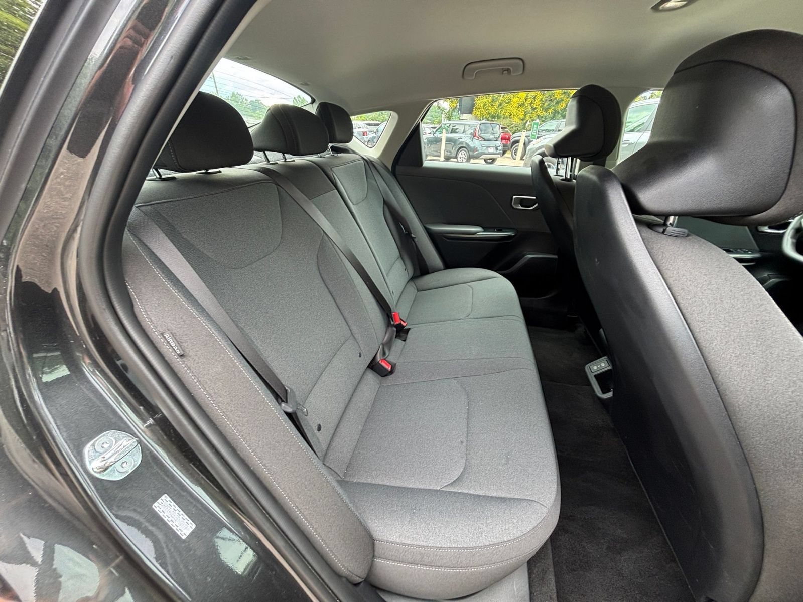 Used 2025 Kia K4 FWD image 38