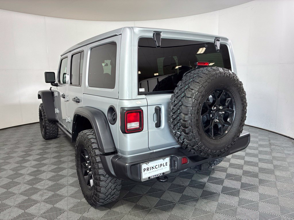 Used 2024 Jeep Wrangler Unlimited Sport AWD/4WD image 7