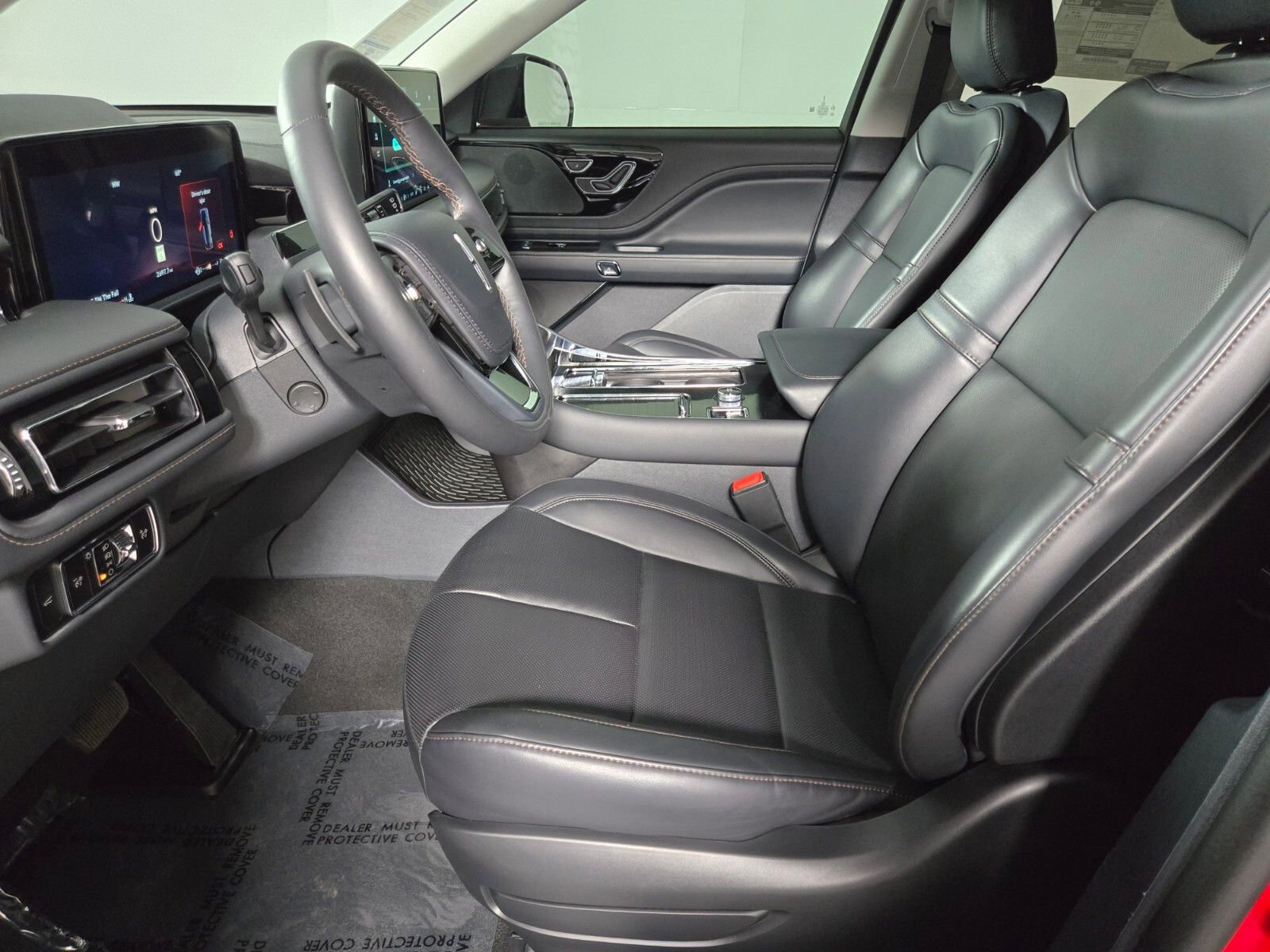 New 2026 Lincoln Aviator 2WD w/ Jet Appearance Package image 13