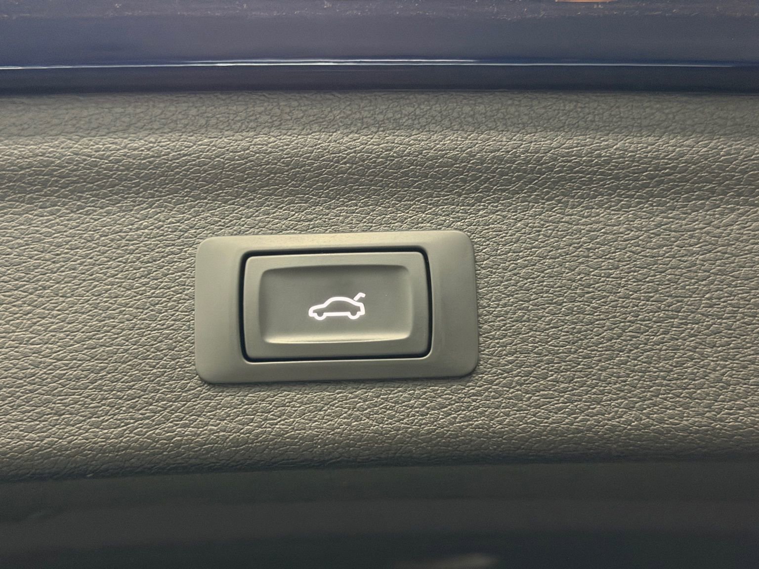 Used 2022 Audi Q3 2.0T Premium image 16