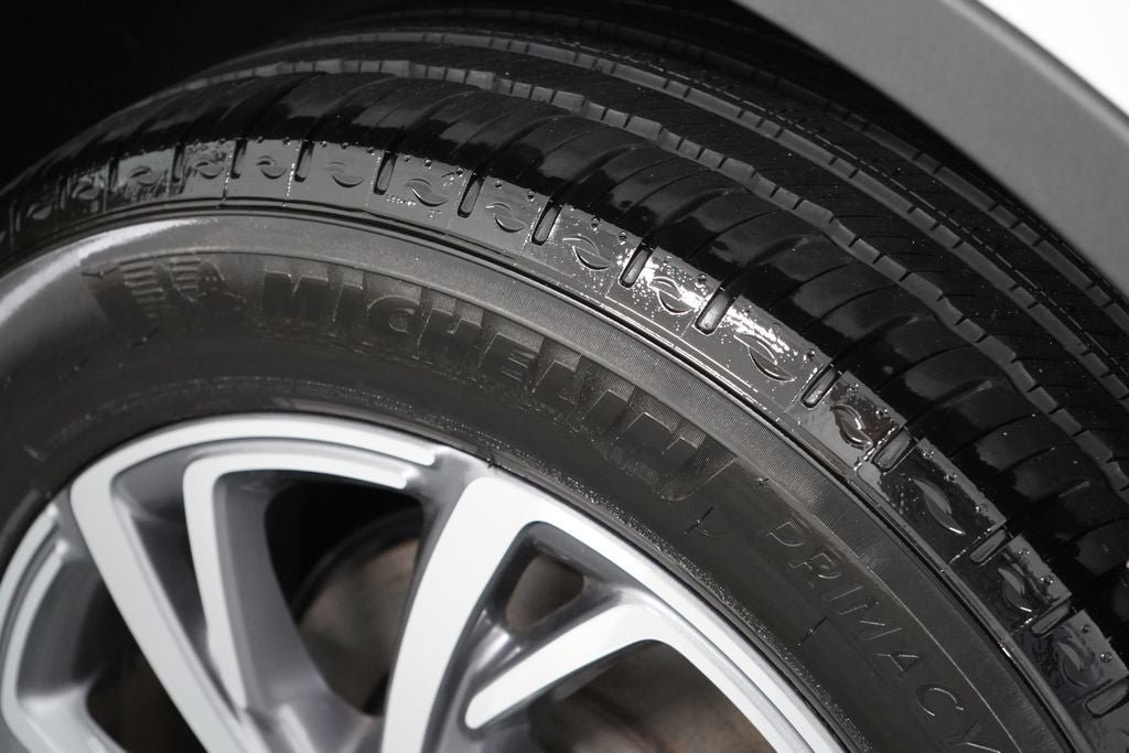 Used 2024 Lincoln Corsair AWD image 34