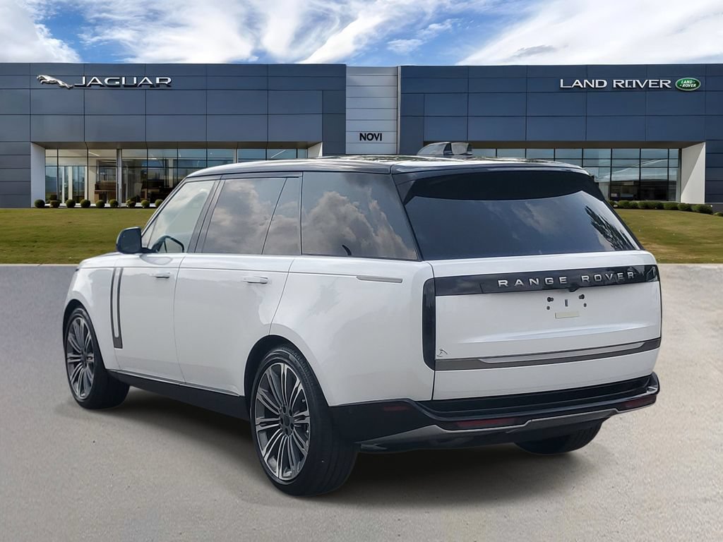 New 2026 Land Rover Range Rover Long Wheelbase SE AWD/4WD image 4