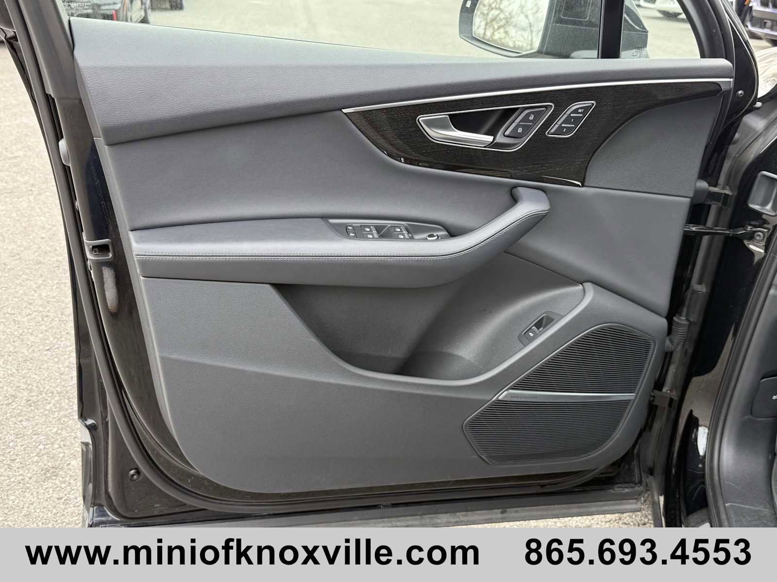 Used 2024 Audi Q7 3.0T Premium Plus image 12