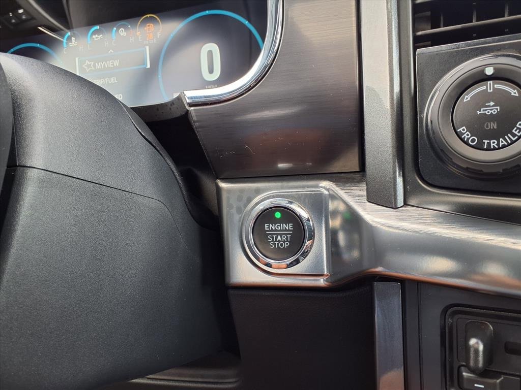 Used 2023 Ford F150 Lariat w/ Equipment Group 502A High image 40