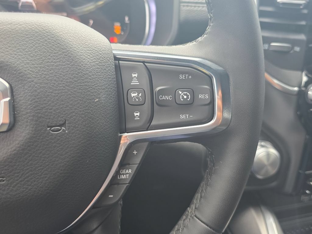 Used 2022 RAM 2500 Laramie AWD/4WD image 37