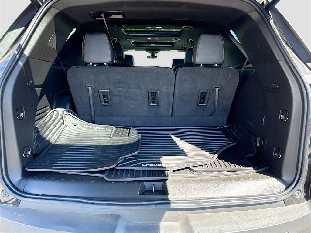 Used 2022 Chevrolet Traverse RS image 28