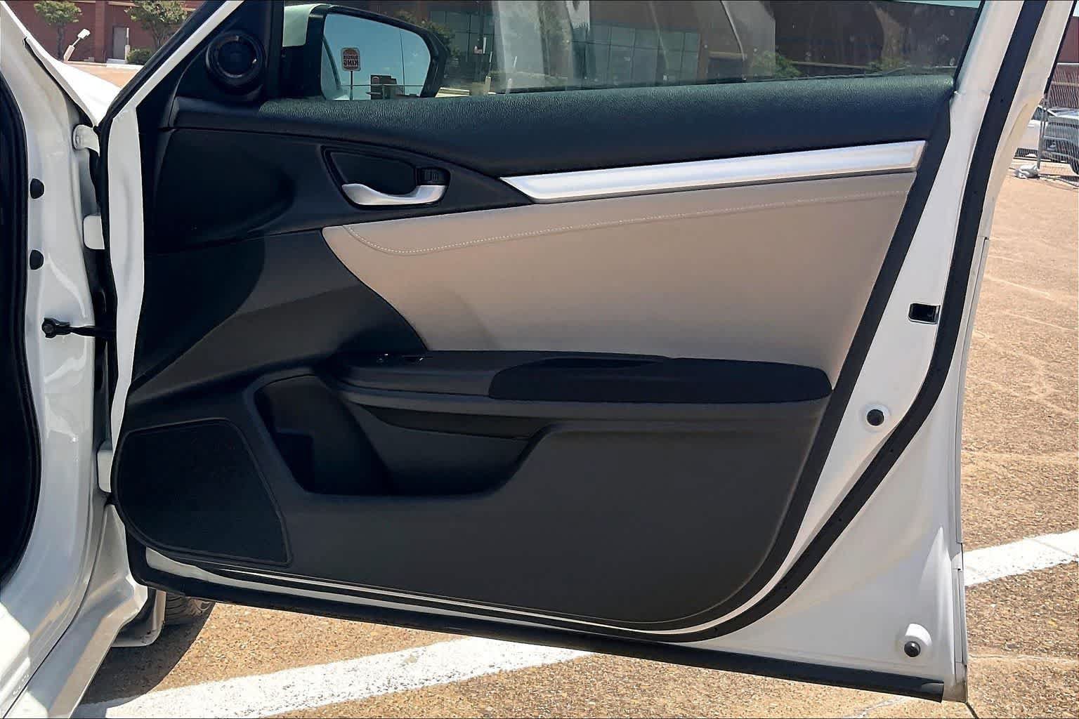 Used 2018 Honda Civic EX-T image 26