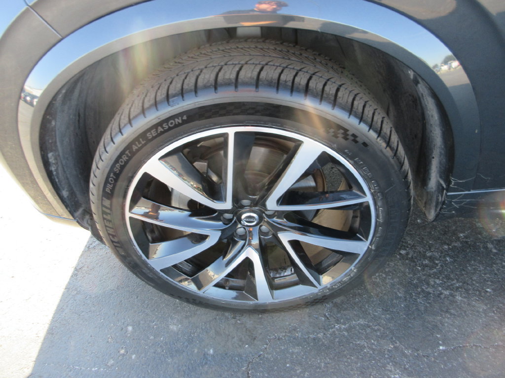 Used 2022 Volvo XC90 T6 Momentum w/ Advanced Package AWD/4WD image 14