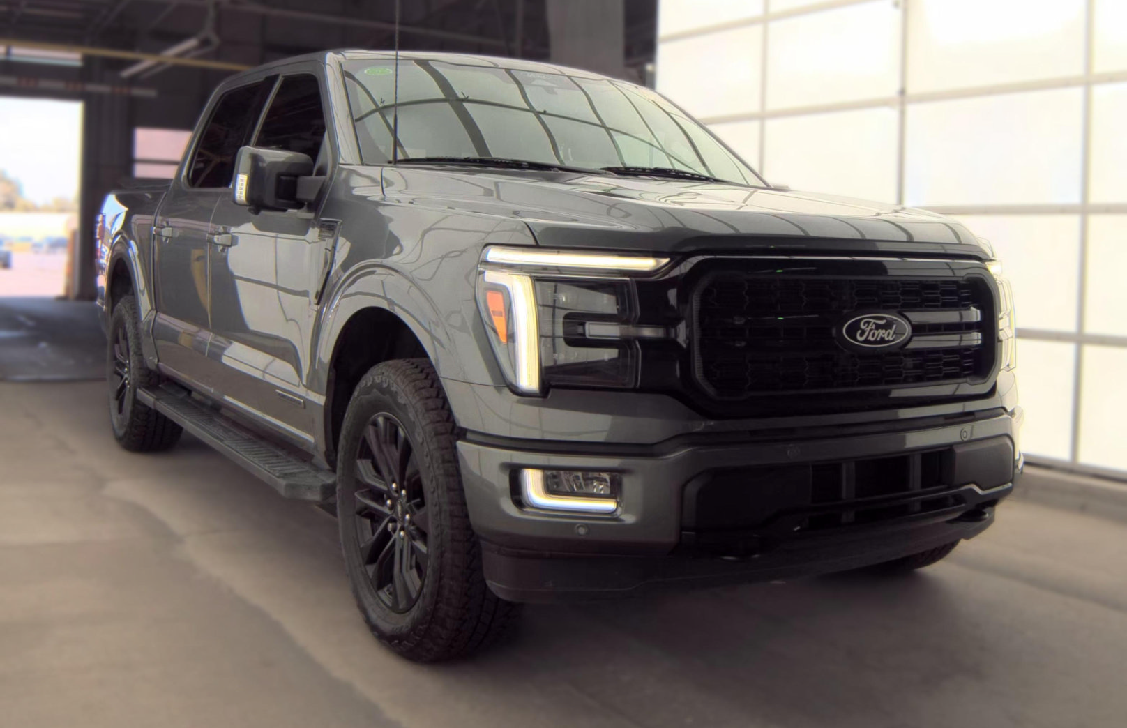 Used 2024 Ford F150 Lariat w/ Bed Utility Package AWD/4WD image 3