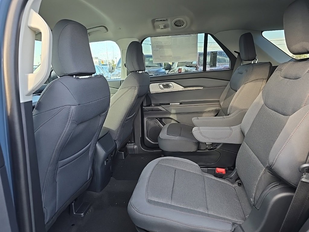 New 2026 Ford Explorer Active image 37