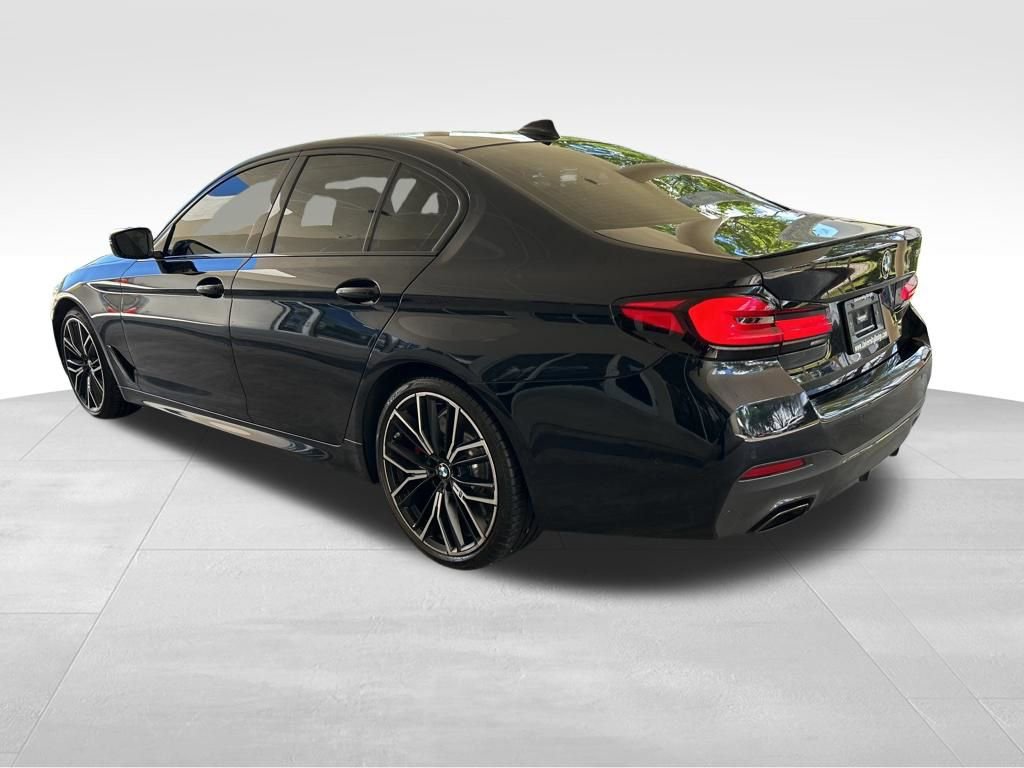 Used 2023 BMW 540i w/ M Sport Package image 3