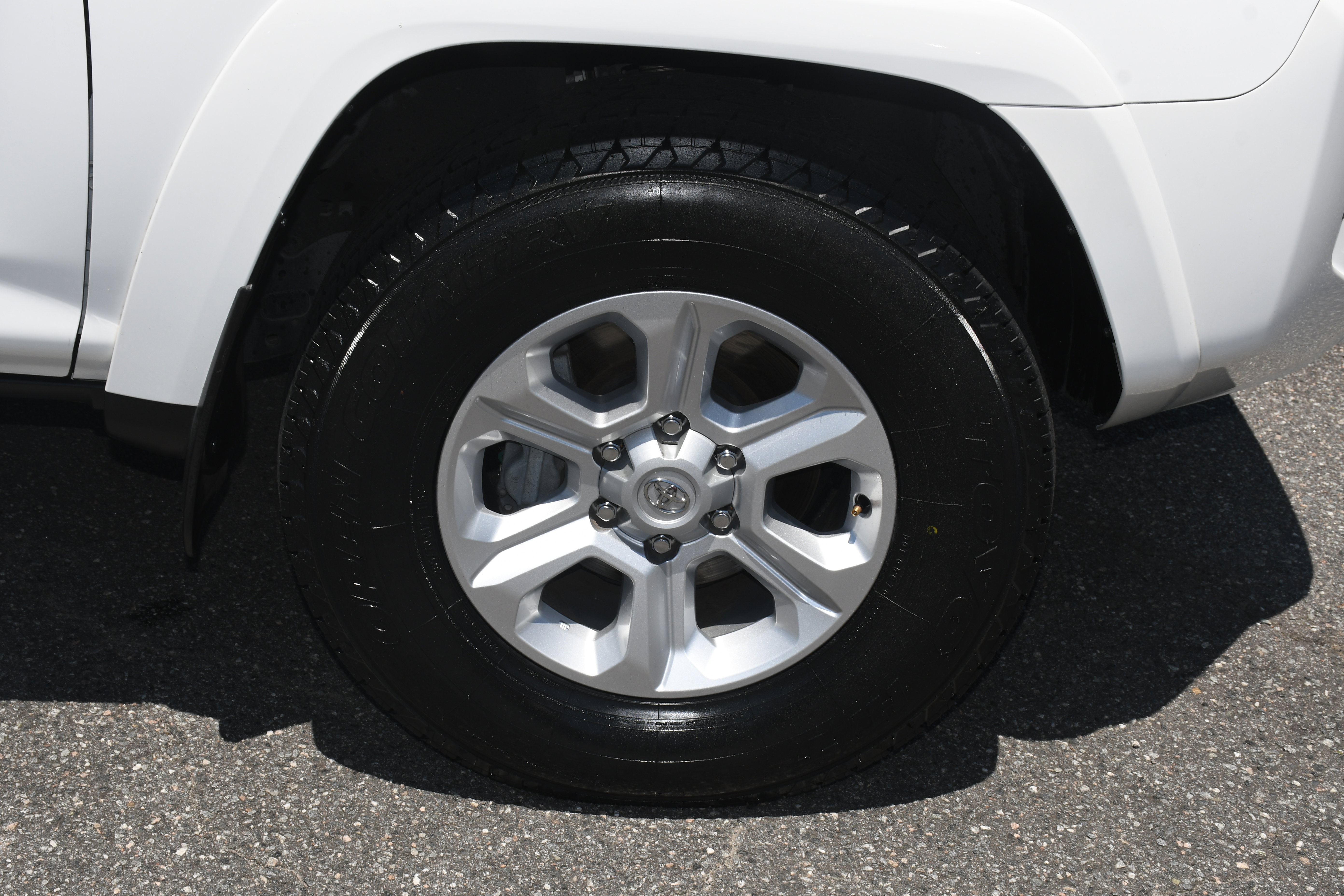 Used 2022 Toyota 4Runner SR5 Premium w/ Moonroof Package RWD image 22