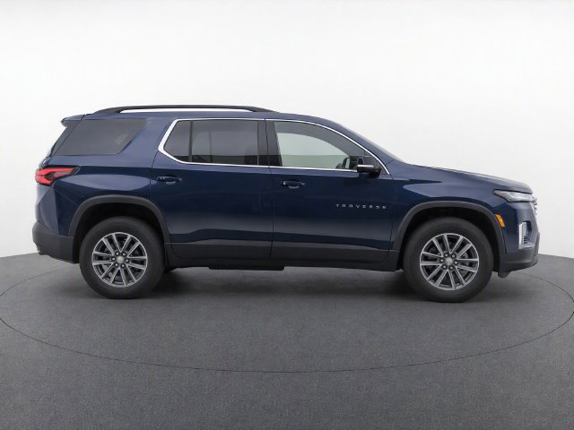 Certified 2023 Chevrolet Traverse LT FWD image 8