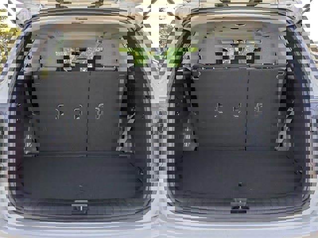 Certified 2025 Hyundai Palisade SE image 16