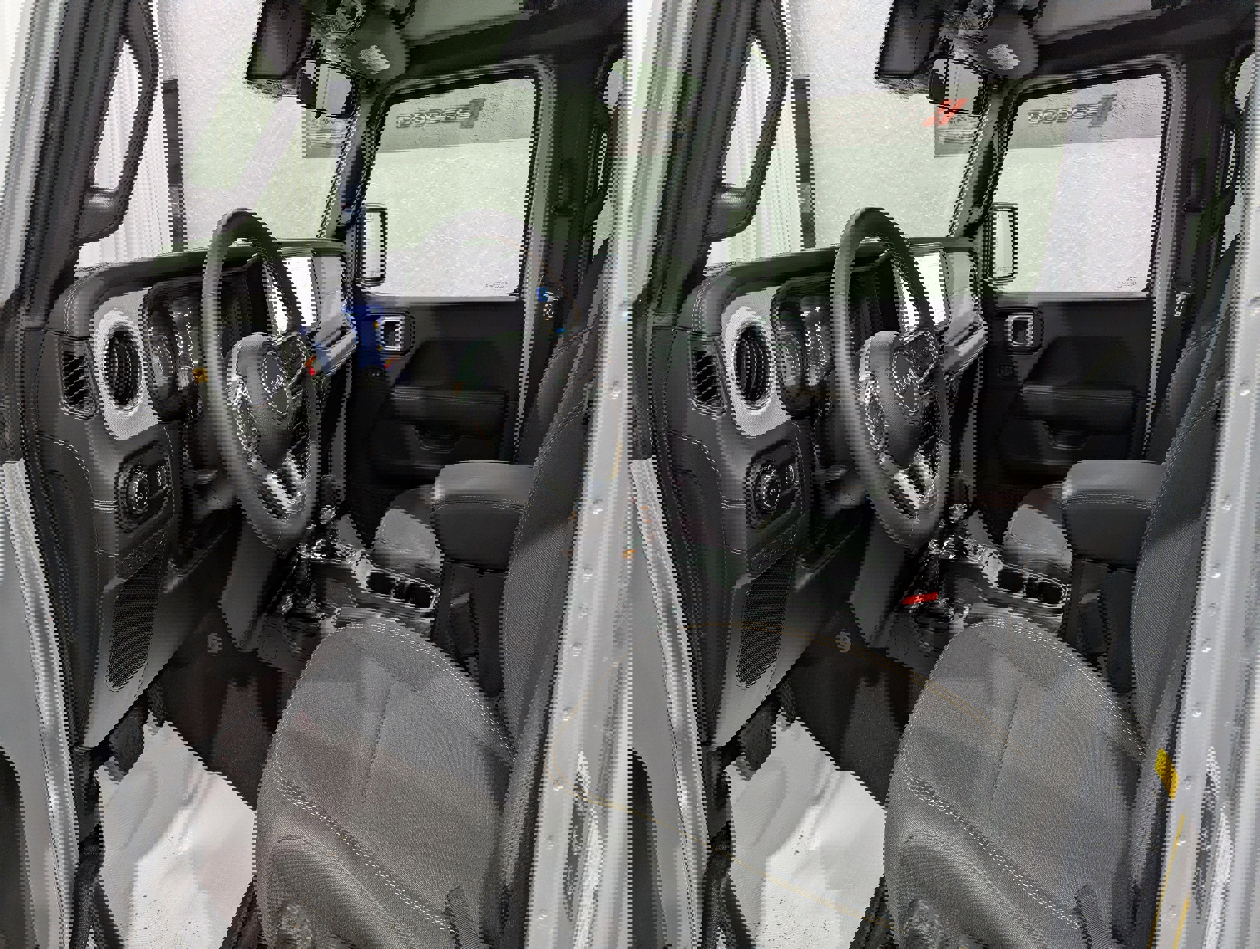 Used 2024 Jeep Wrangler Unlimited Sahara image 13