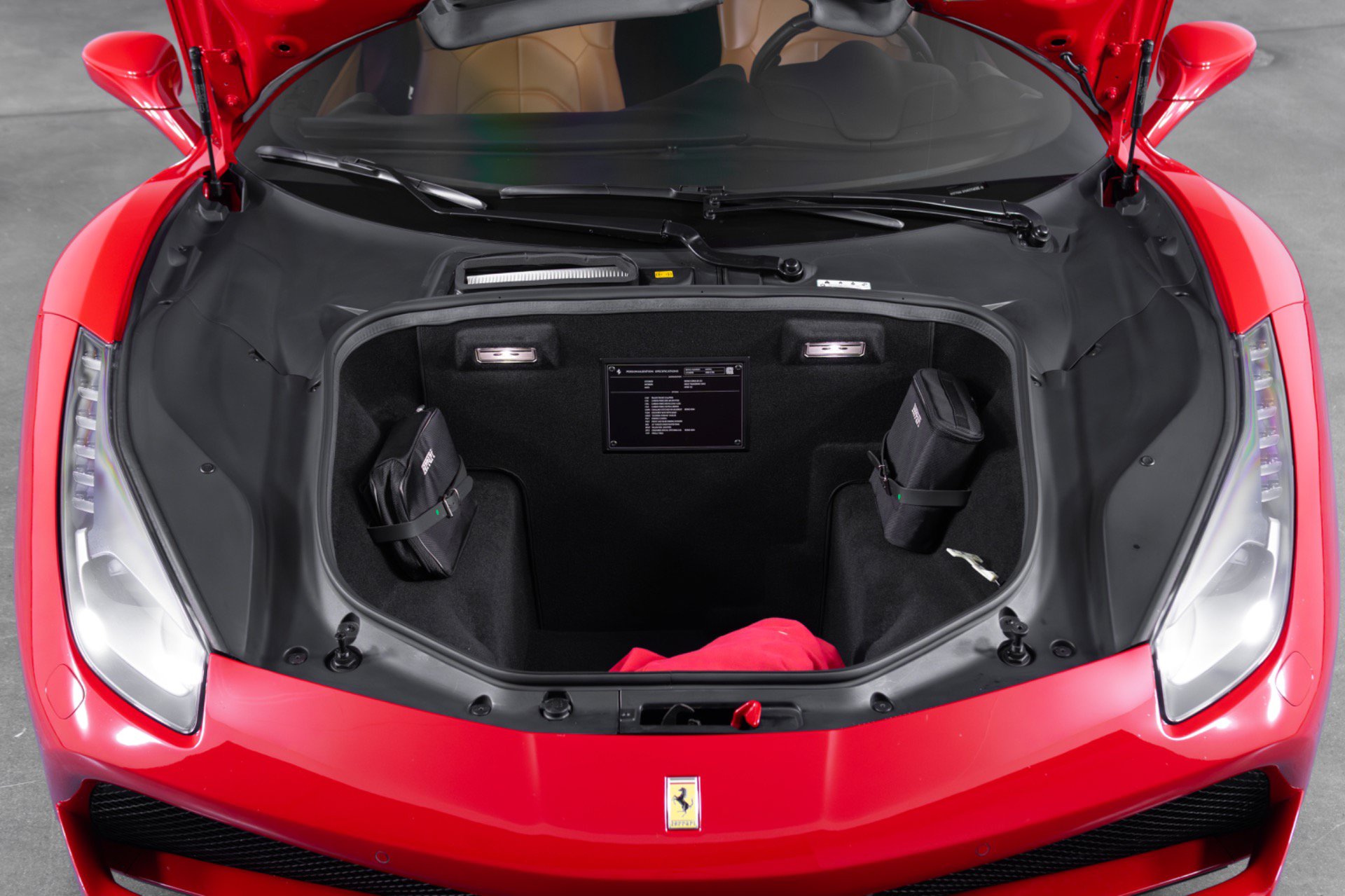 Used 2017 Ferrari 488 GTB RWD image 58