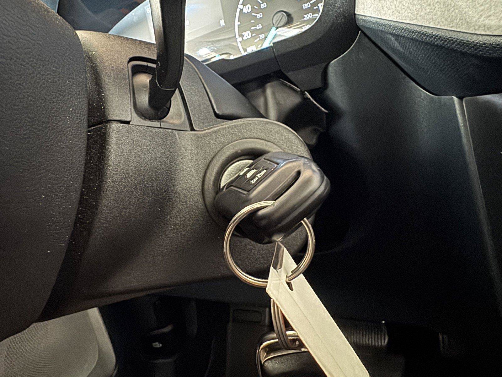 Used 2022 Ford Maverick XLT FWD image 15