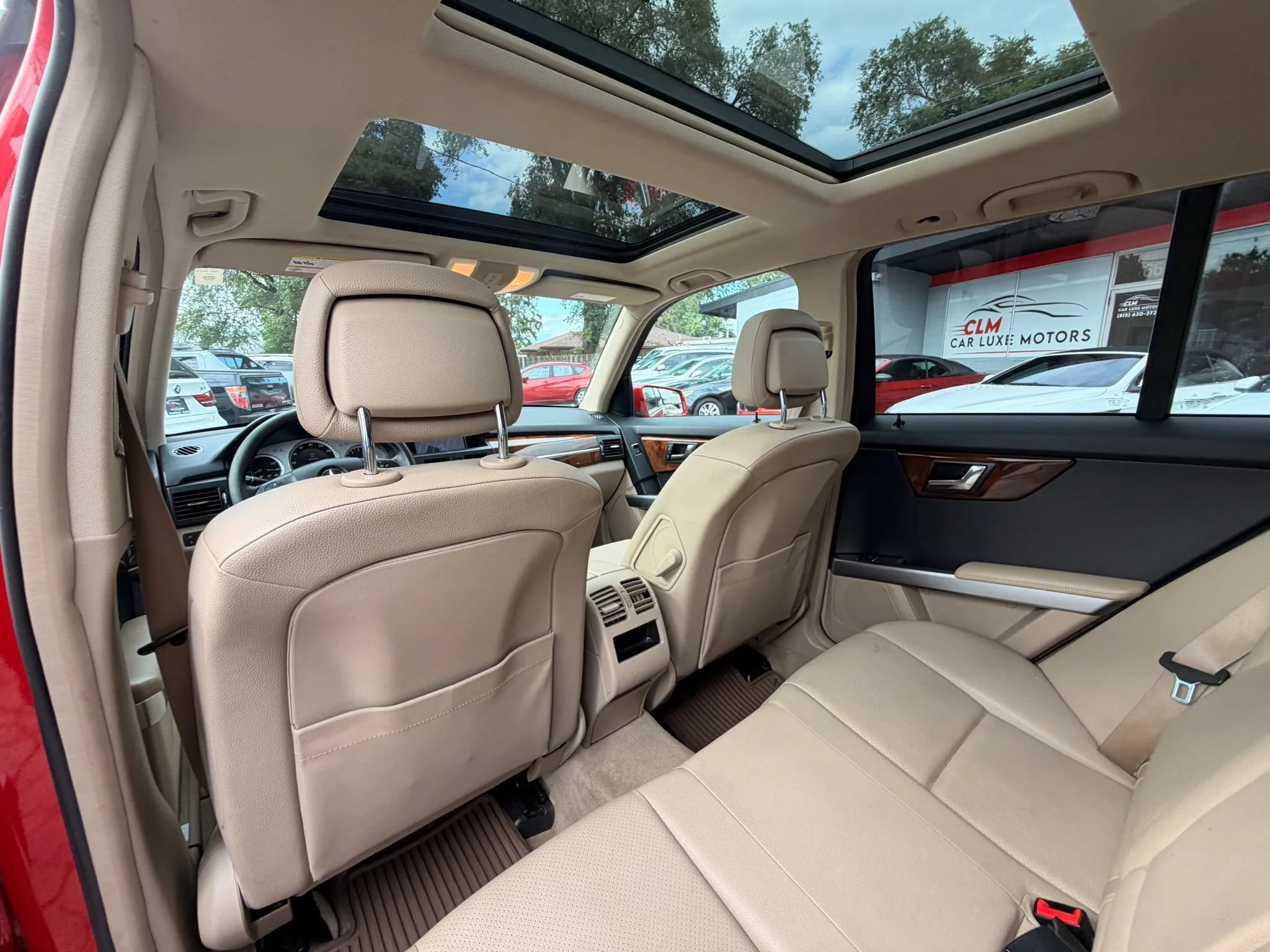 Used 2011 Mercedes-Benz GLK 350 4MATIC image 12