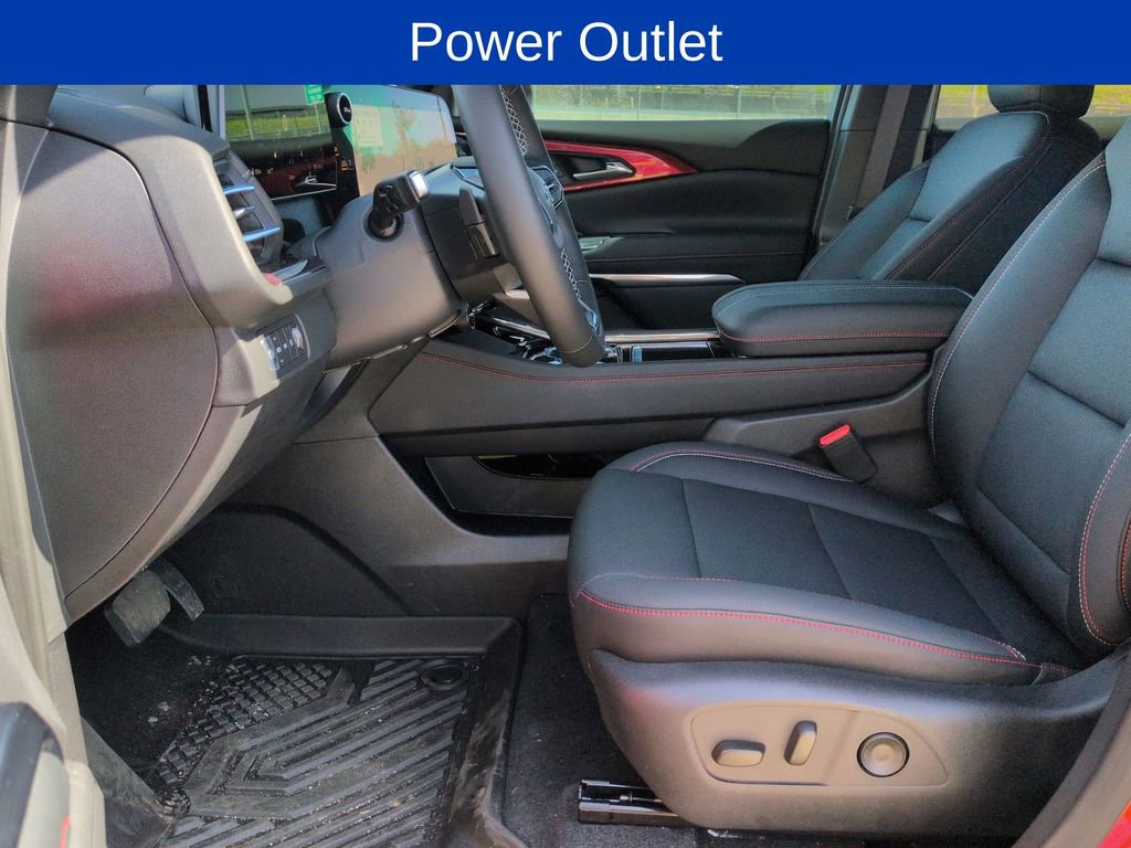 Certified 2026 Chevrolet Traverse Z71 w/ Driver Confidence Package AWD/4WD image 10