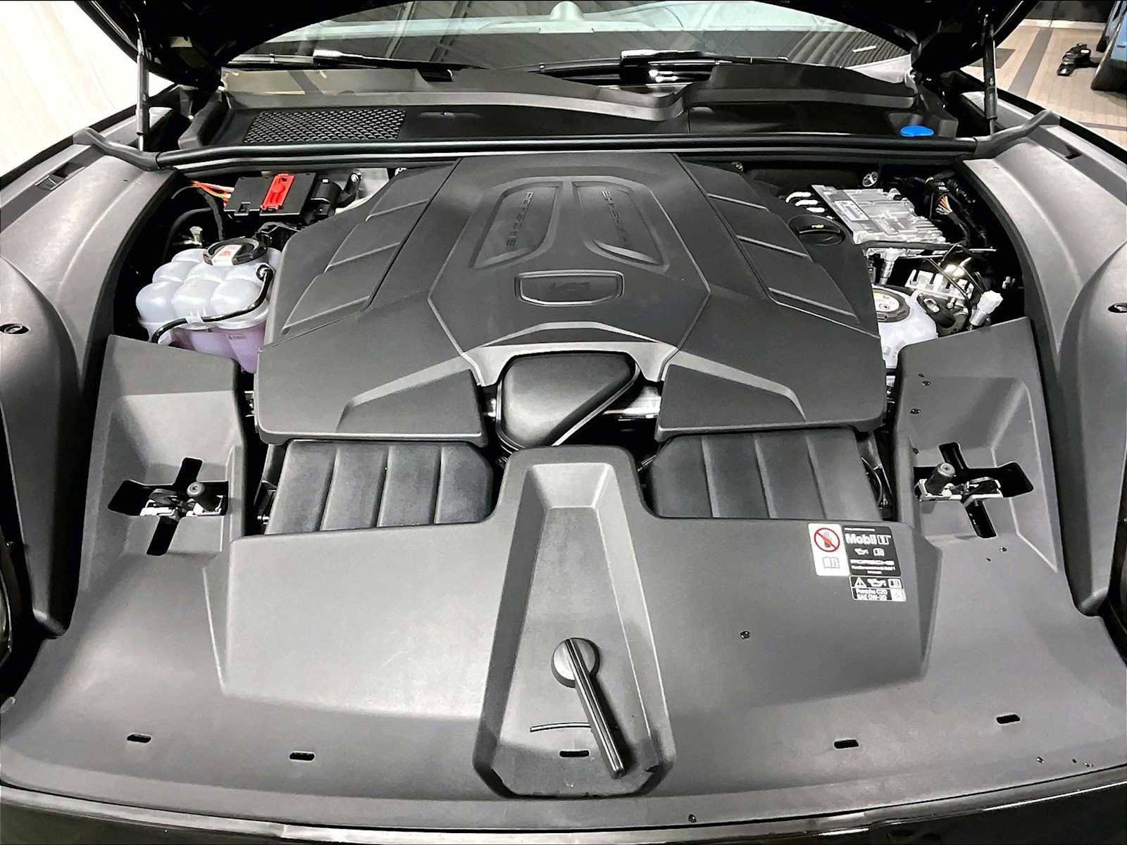 New 2026 Porsche Cayenne S image 35