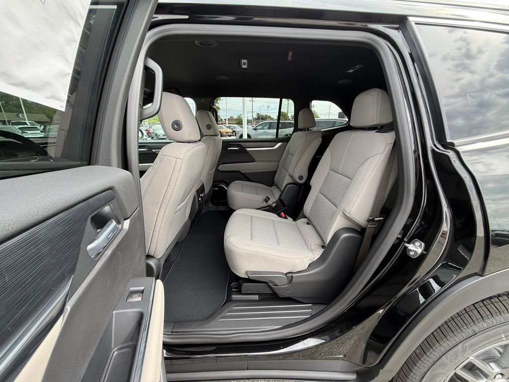 New 2026 GMC Acadia Elevation image 14