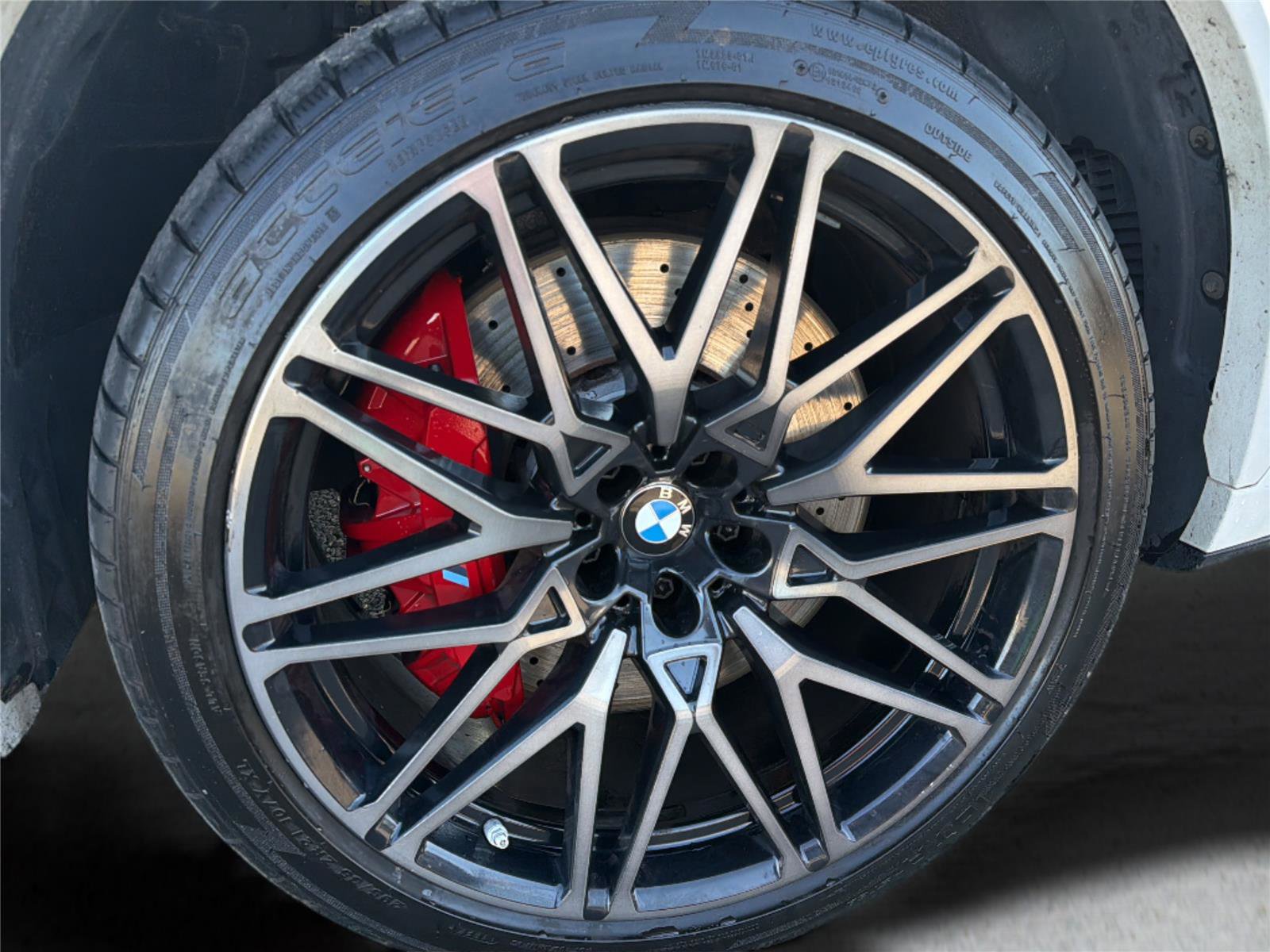 Used 2022 BMW X5 M w/ Competition Package AWD/4WD image 38