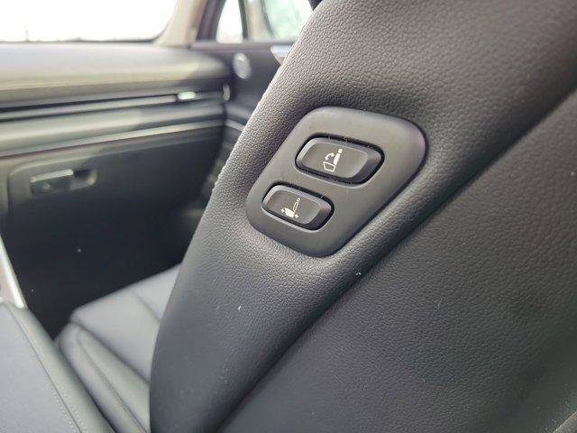 Used 2024 Genesis GV80 2.5T image 14