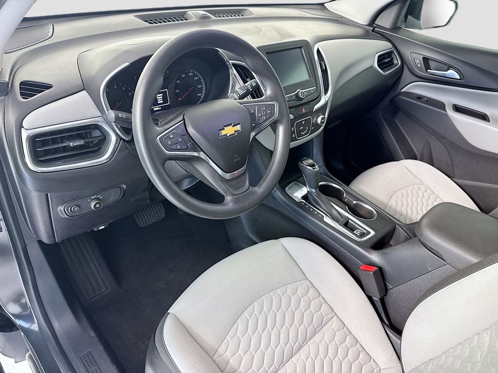 Used 2018 Chevrolet Equinox LS image 9